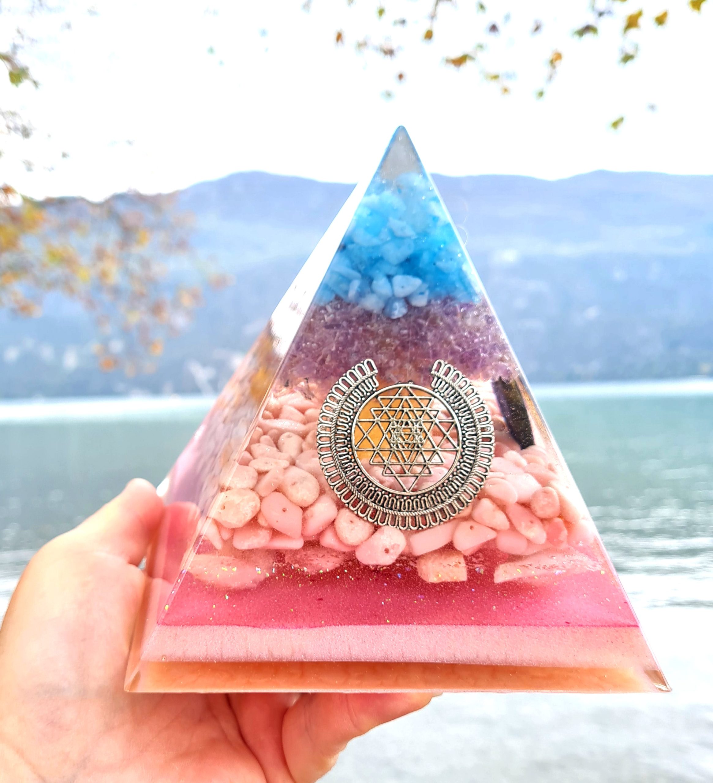 Les orgonites artisanales d’Antoine : des créations vibrantes au service du bien-être